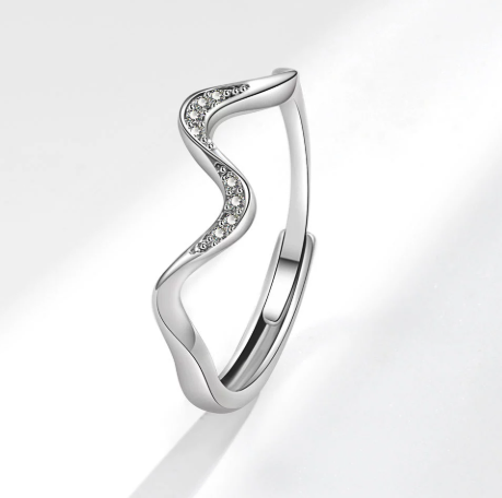 Water Wave Silver Ring in Fashion Design